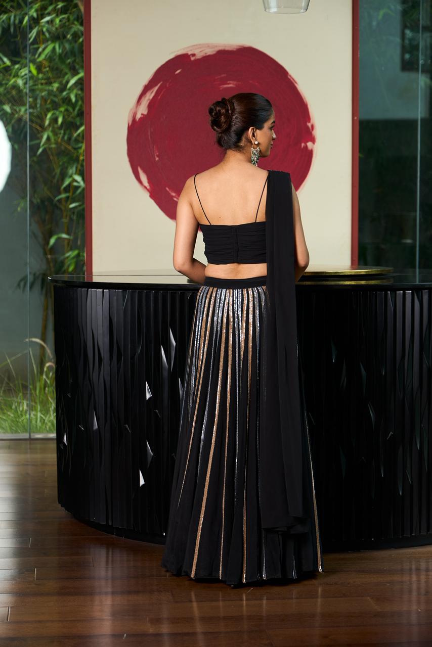 Black gleam ensemble